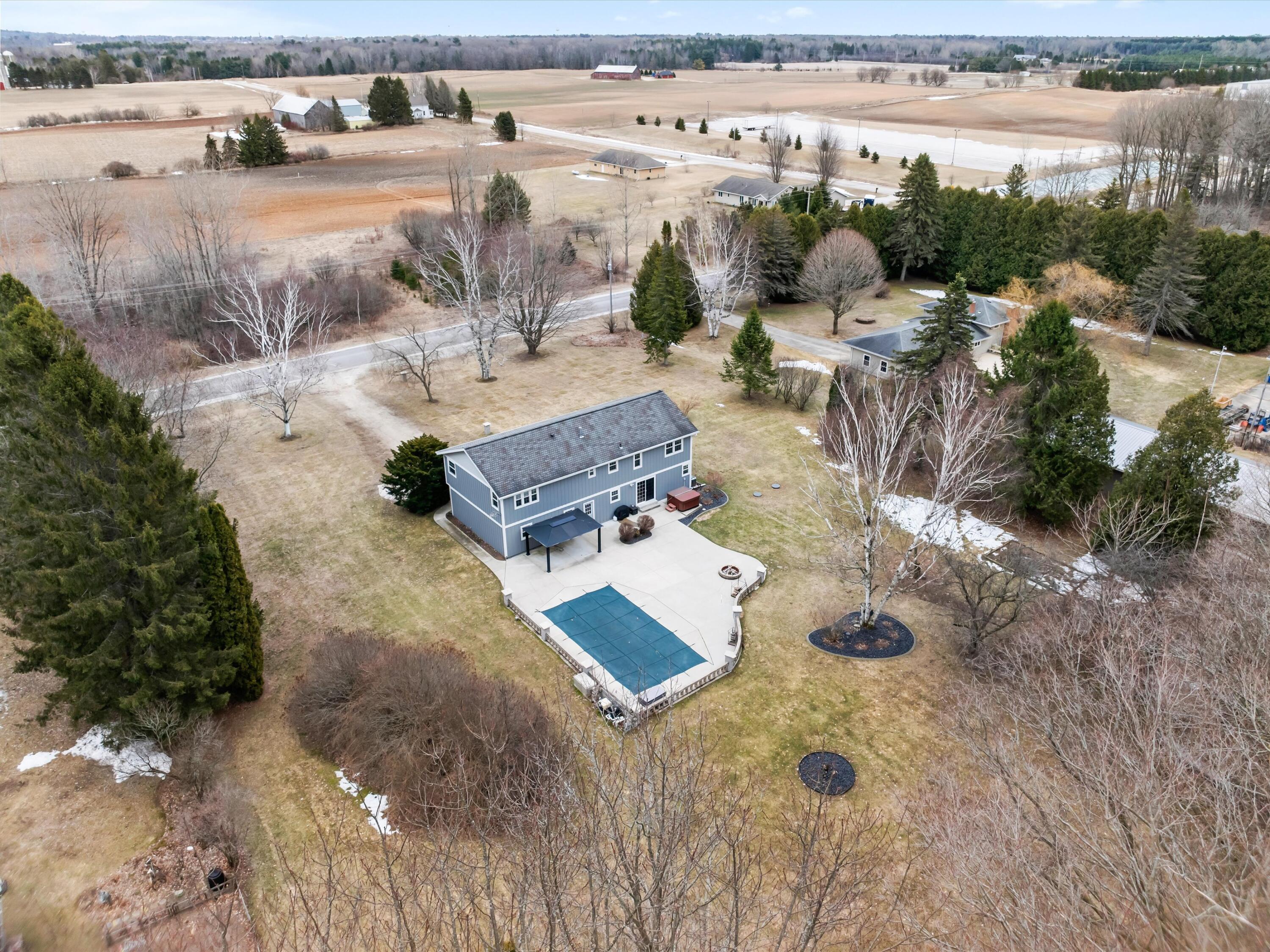 5304 Woodland Drive Two Rivers, WI 54241 - Photo 8 of 36 12-009_29355303959_0564_D