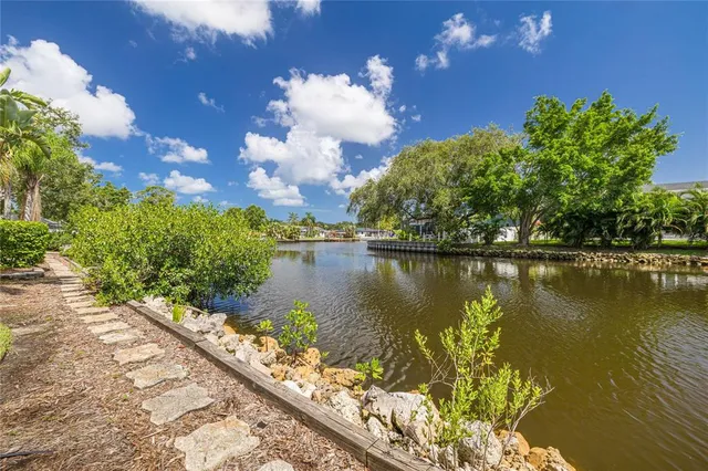 $698,000 | 2370 Weymouth Drive, Clearwater, FL 33764