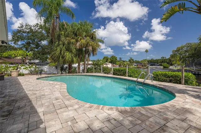 $698,000 | 2370 Weymouth Drive, Clearwater, FL 33764