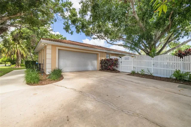 $698,000 | 2370 Weymouth Drive, Clearwater, FL 33764