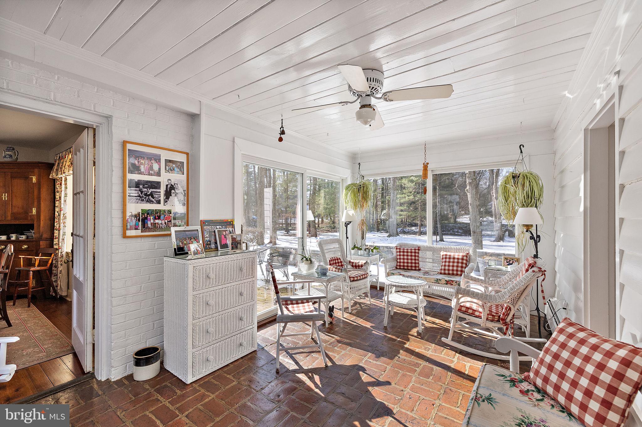 4615 Weldin Road Wilmington, DE 19803 - Photo 18 of 49 a living room with furniture