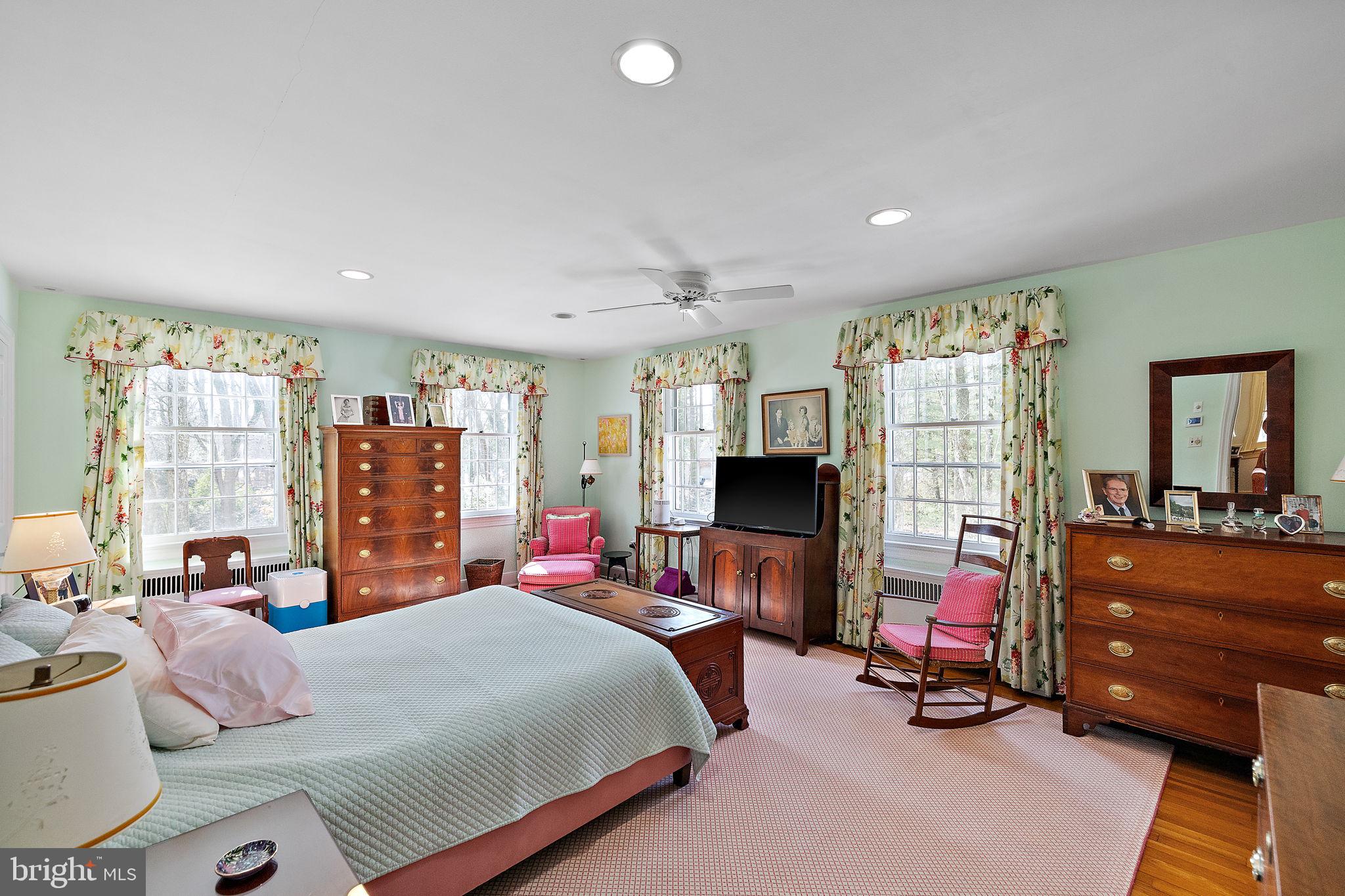 4615 Weldin Road Wilmington, DE 19803 - Photo 27 of 49 a bed room with a bed and furniture