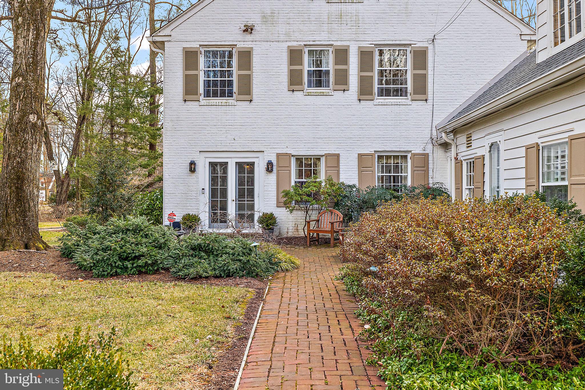 4615 Weldin Road Wilmington, DE 19803 - Photo 40 of 49 a house view with a garden space