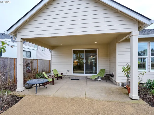 $679,500 | 807 Ike Mooney Road Northeast, Silverton, OR 97381