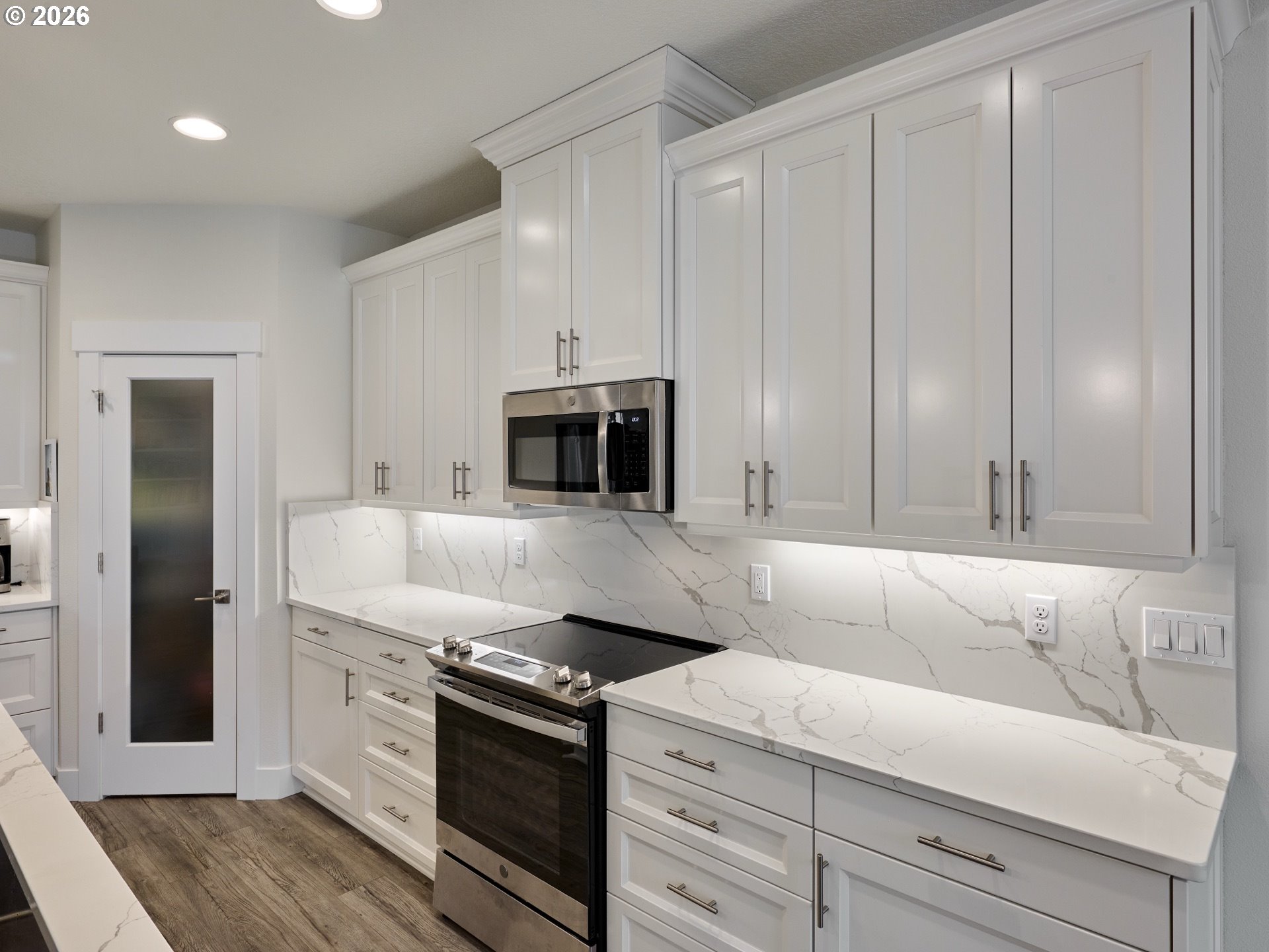 807 Ike Mooney Road Northeast Silverton, OR 97381 - Photo 10 of 32