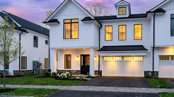 $2,575,000 | 16 Paris Avenue, Unit 9, Rockleigh, NJ 07647