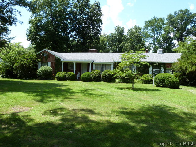 19120 Eltham Road West Point, VA 23181 - Photo 2 of 11 Gallery Image 2