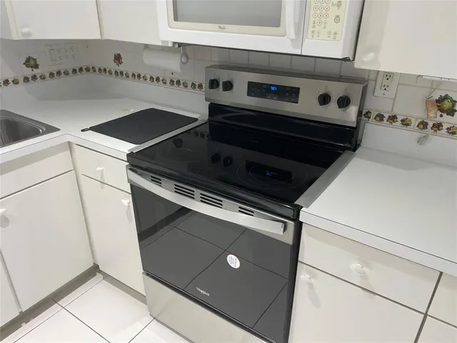 $356,500 | 1775 Southwest 81st Way, Davie, FL 33324