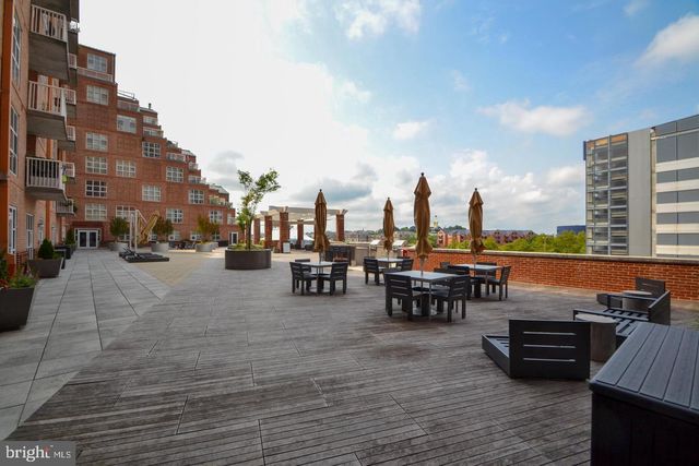 $406,000 | 250 President Street, Unit 508, Baltimore, MD 21202