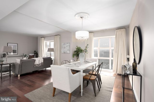 $406,000 | 250 President Street, Unit 508, Baltimore, MD 21202