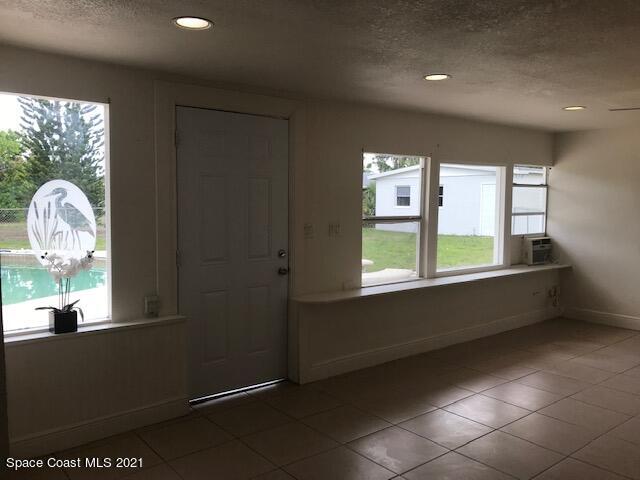 2545 2nd Avenue Northeast Palm Bay, FL 32905 - Photo 10 of 32 a view of empty room with window