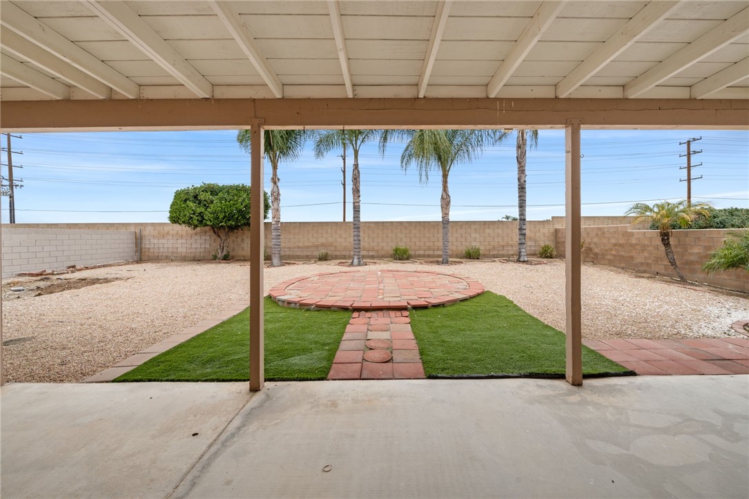 26932 Howard Street Menifee, CA 92586 - Photo 20 of 28 a view of a backyard