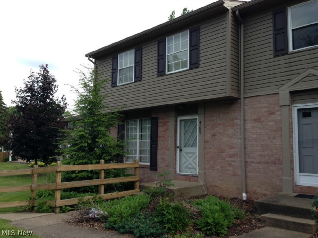 4209 New Road Austintown, OH 44515 - Photo 2 of 12