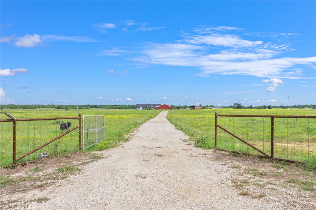 2970 County Road 270 Cameron, TX 76520 - Photo 5 of 50 a view of a street