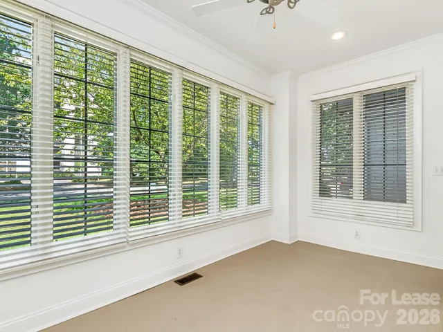 $2,575 | 2243 Selwyn Avenue, Unit 102, Charlotte, NC 28207