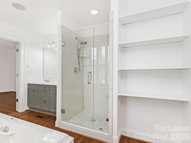 $2,575 | 2243 Selwyn Avenue, Unit 102, Charlotte, NC 28207