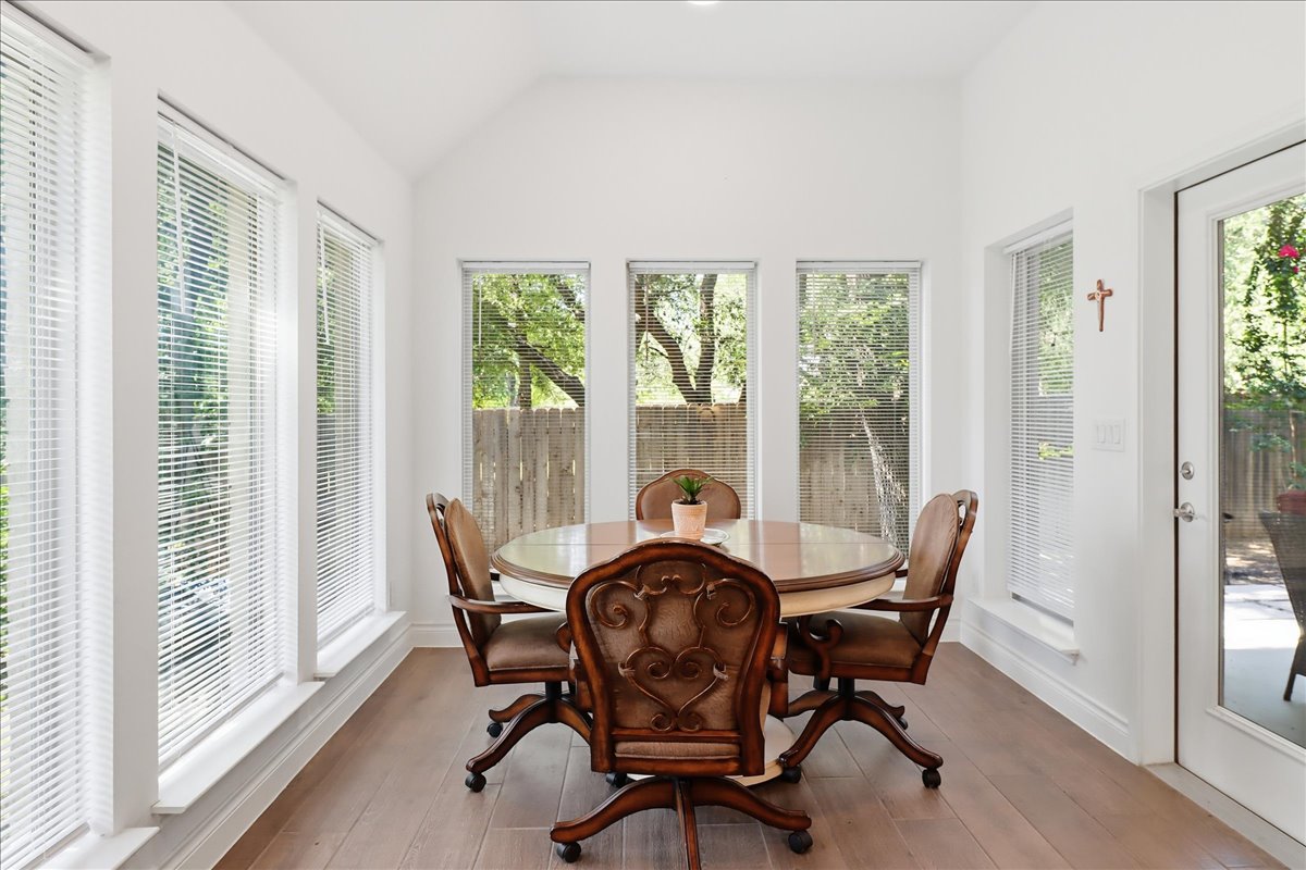 109 Rock Dock Road Georgetown, TX 78633 - Photo 28 of 39 Look at all the natural light