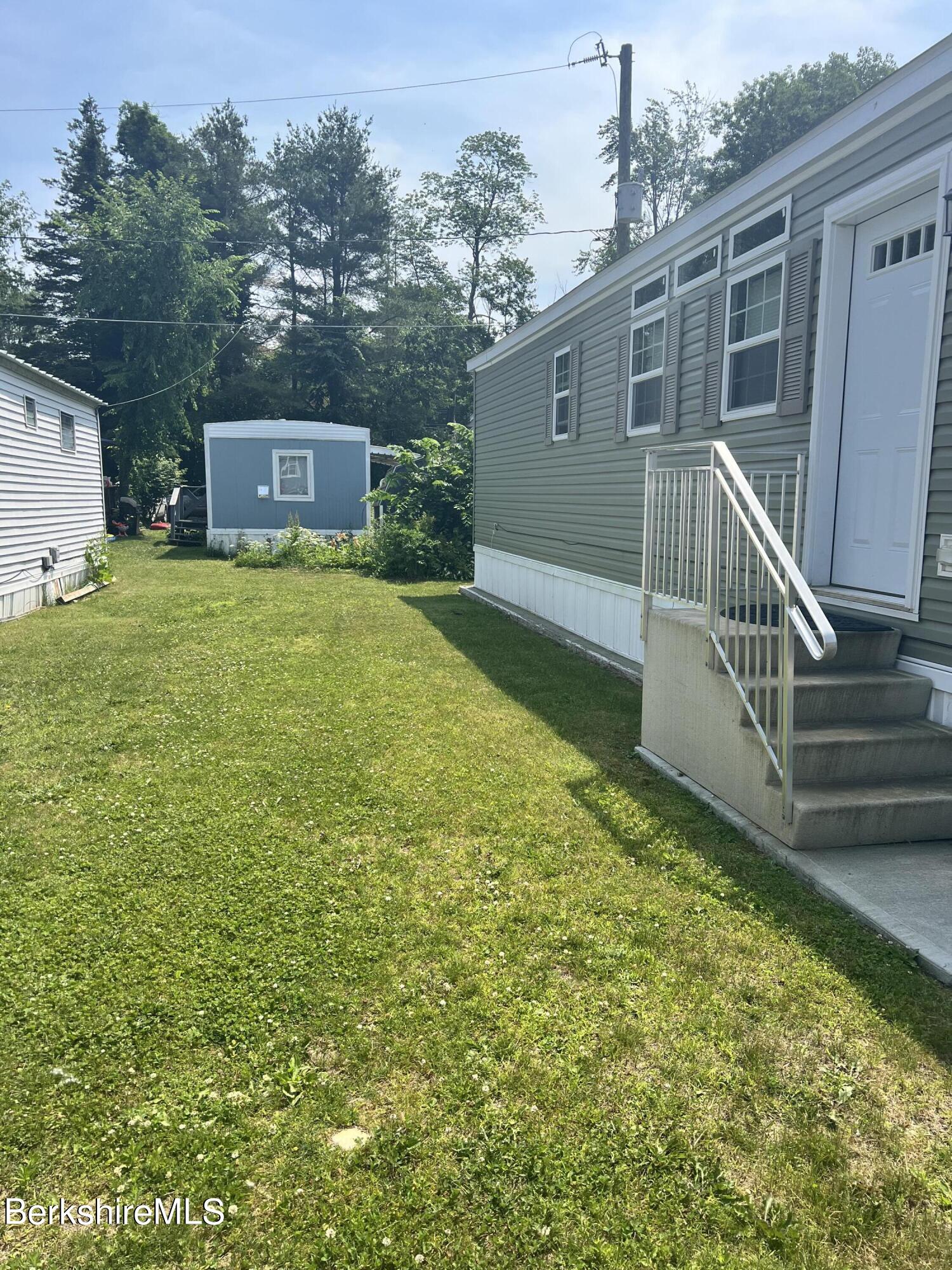245 Cheshire Road, Unit 16 Pittsfield, MA 01201 - Photo 12 of 14 IMG_5250
