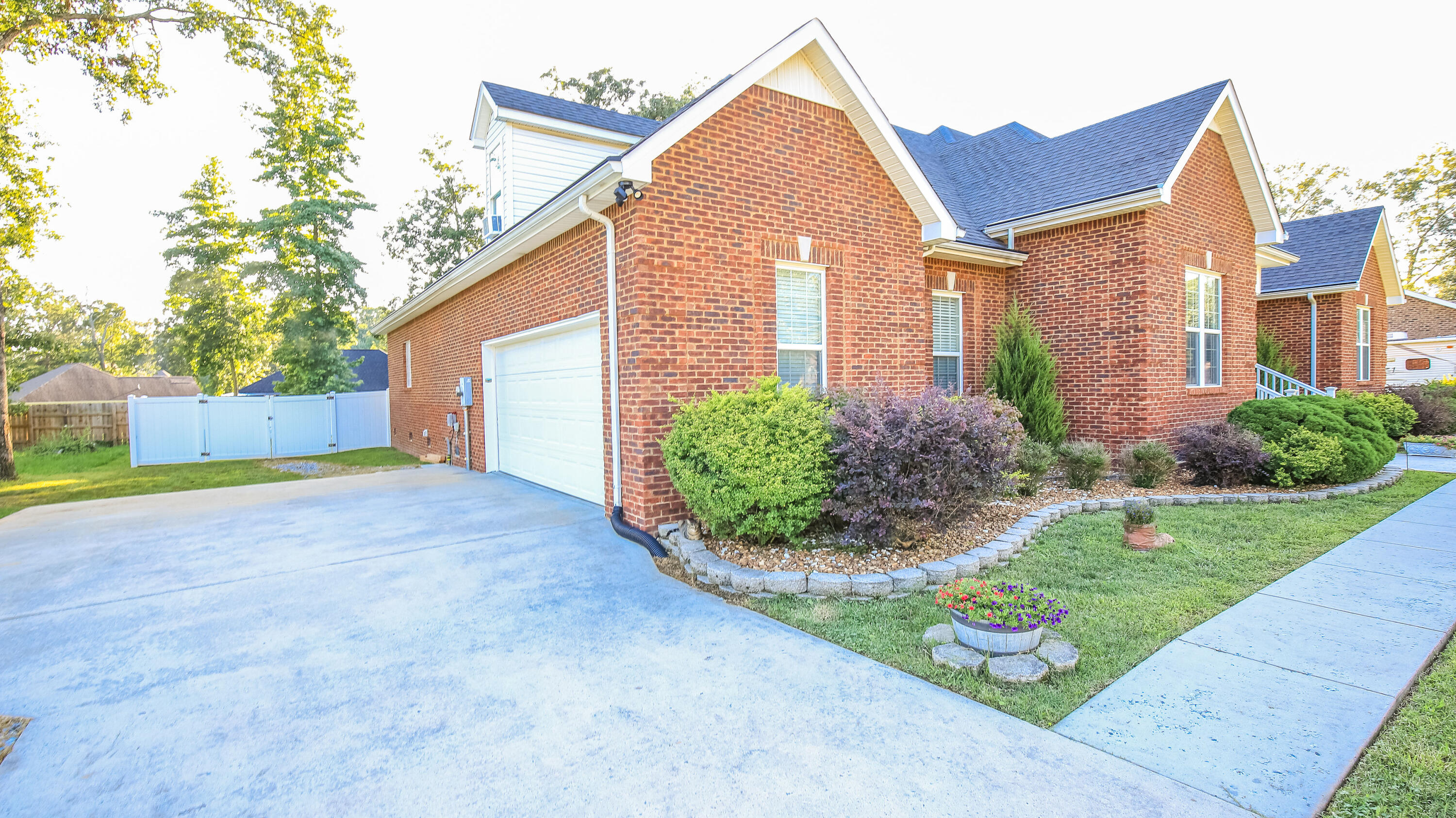 342 Oak Hollow Road Manchester, TN 37355 - Photo 1 of 30 AC8A7801