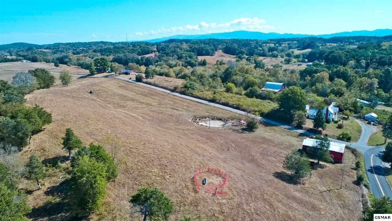 1 Timber Ridge Road Greeneville, TN 37743 - Photo 2 of 27 Gallery Image 2