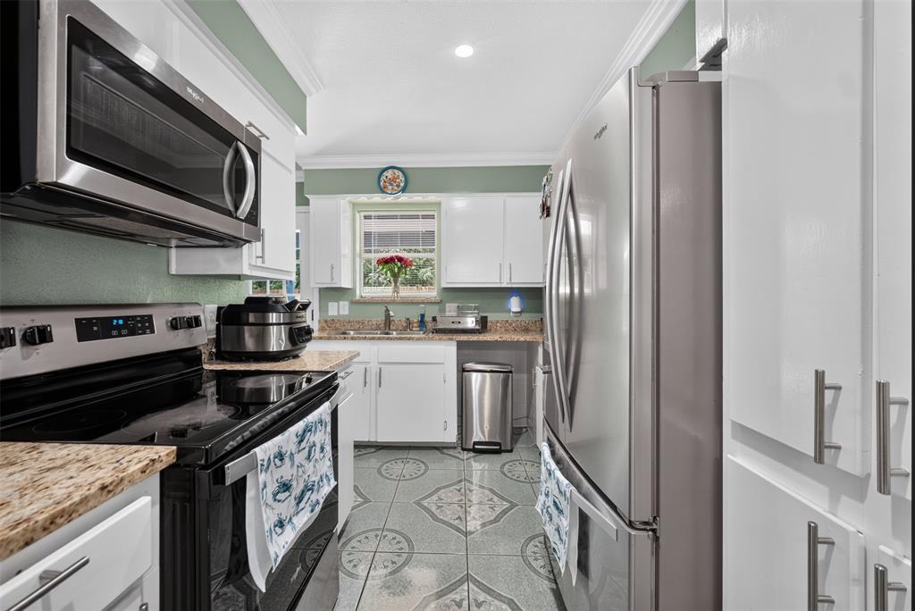 519 East 8th Street Irving, TX 75060 - Photo 11 of 31