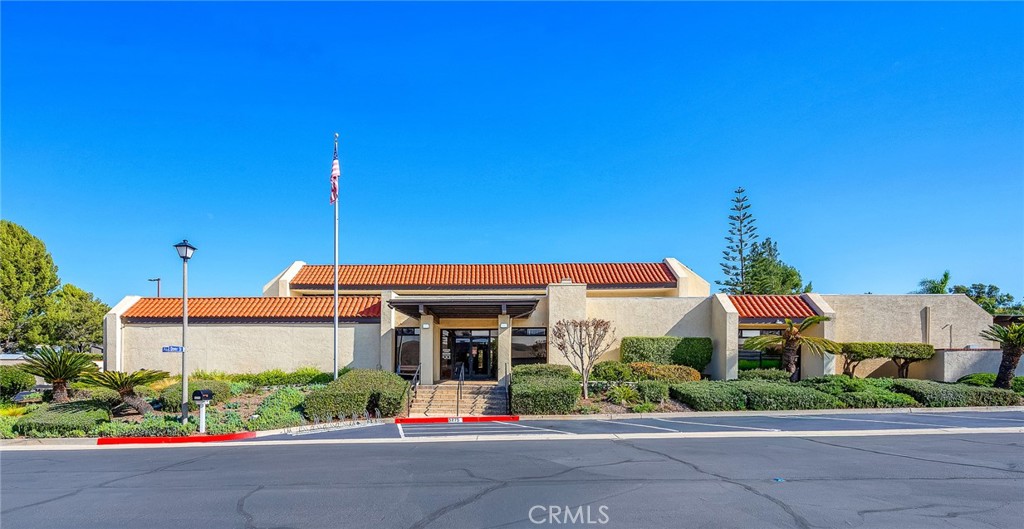 1486 Puritan Way Oceanside, CA 92057 - Photo 27 of 30 Community center