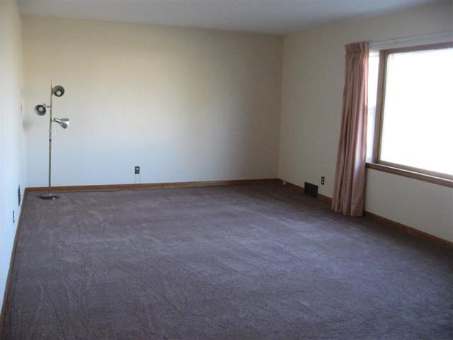 400 Devonshire Road Washington, IL 61571 - Photo 5 of 15 Gallery Image 5