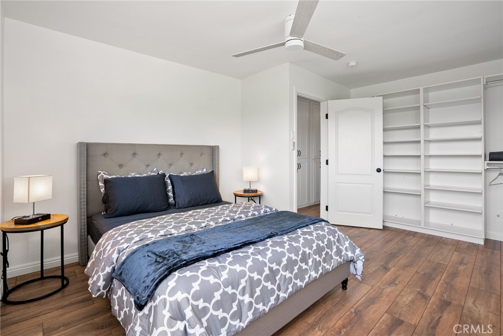 550 Villa Lots Road Paso Robles, CA 93446 - Photo 14 of 31 Bedroom 2 with builtin closet