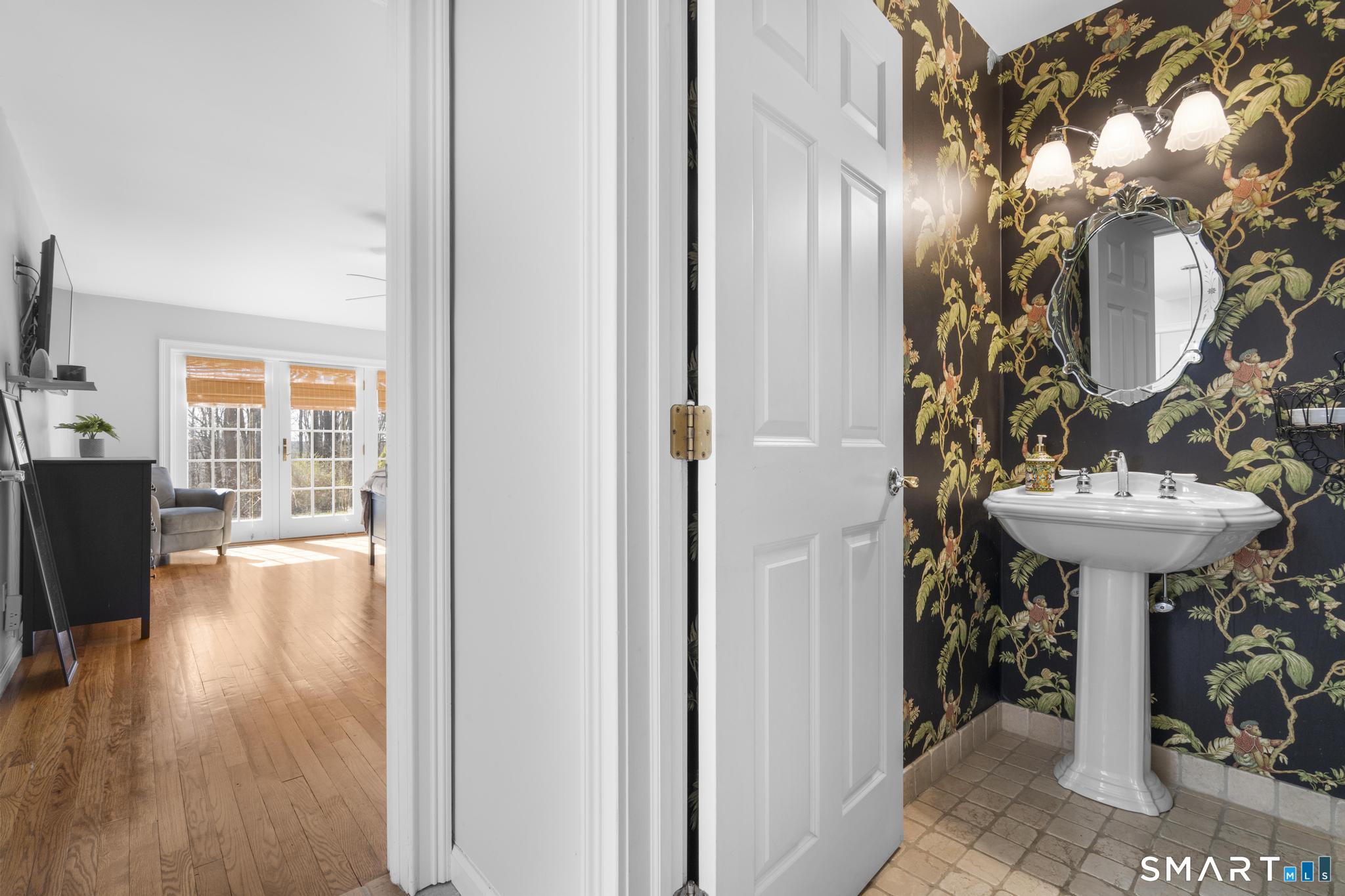 50 Old Farm Road Weston, CT 06883 - Photo 18 of 40