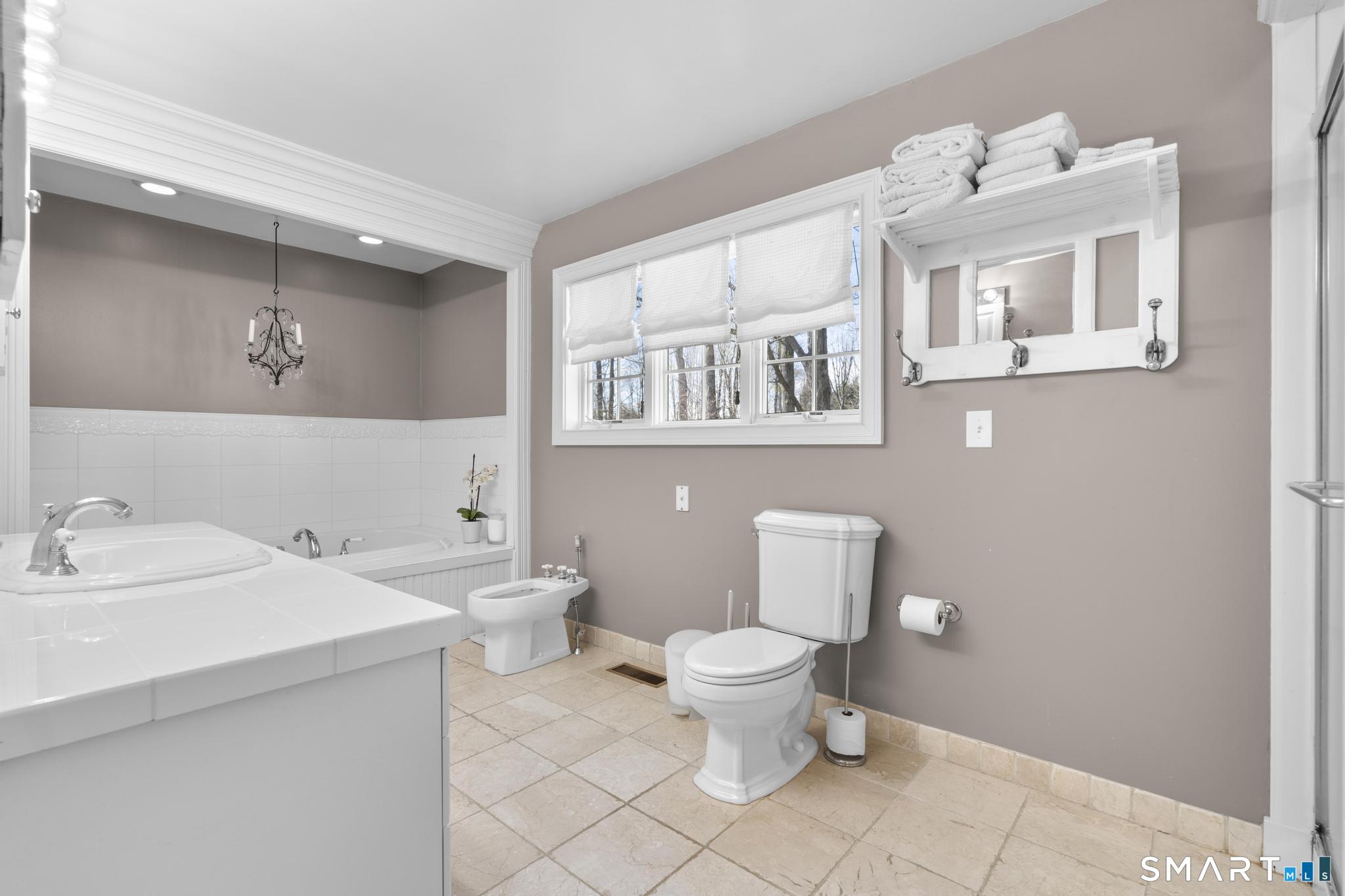 50 Old Farm Road Weston, CT 06883 - Photo 21 of 40