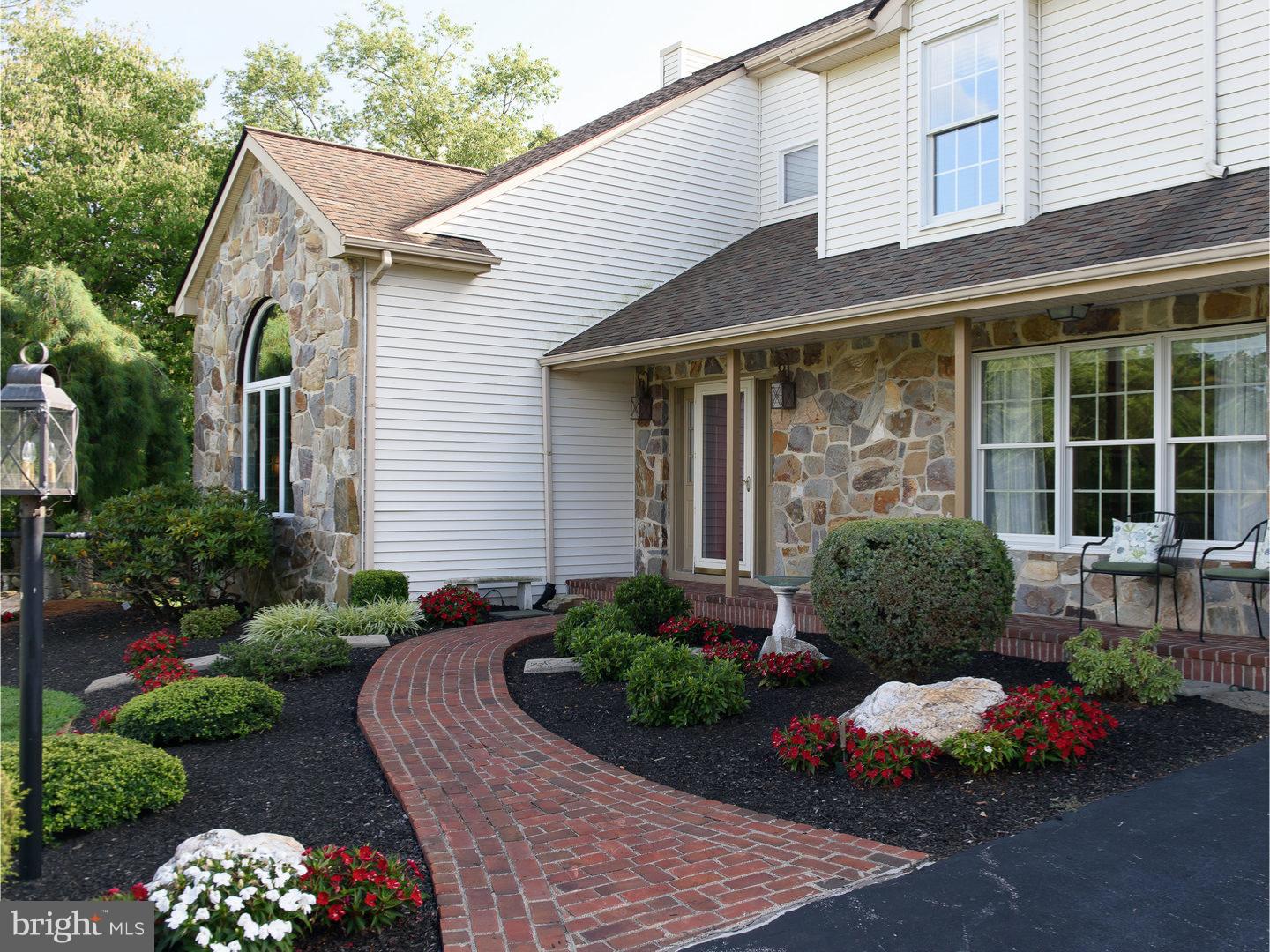 664 East Reeceville Road Coatesville, PA 19320 - Photo 2 of 25