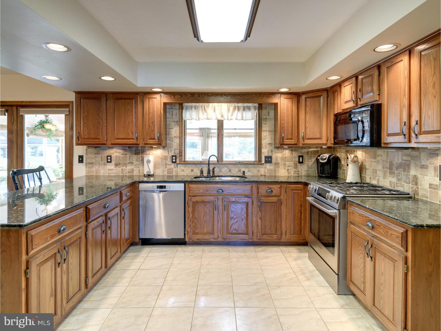 664 East Reeceville Road Coatesville, PA 19320 - Photo 6 of 25