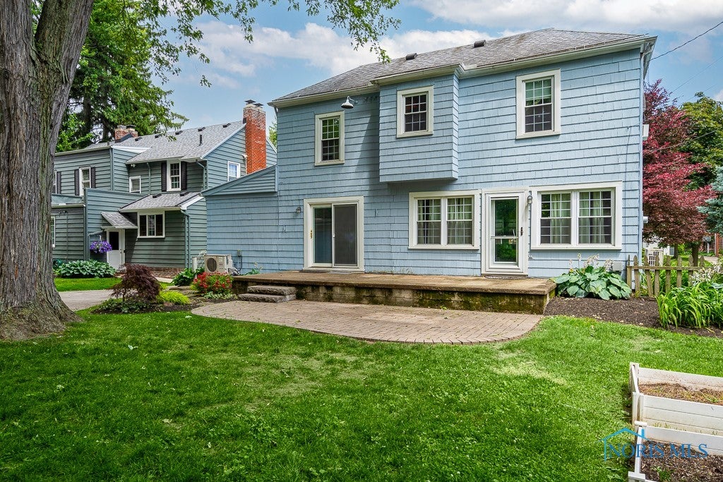 3327 Pelham Road Toledo, OH 43606 - Photo 41 of 42 Rear Exterior