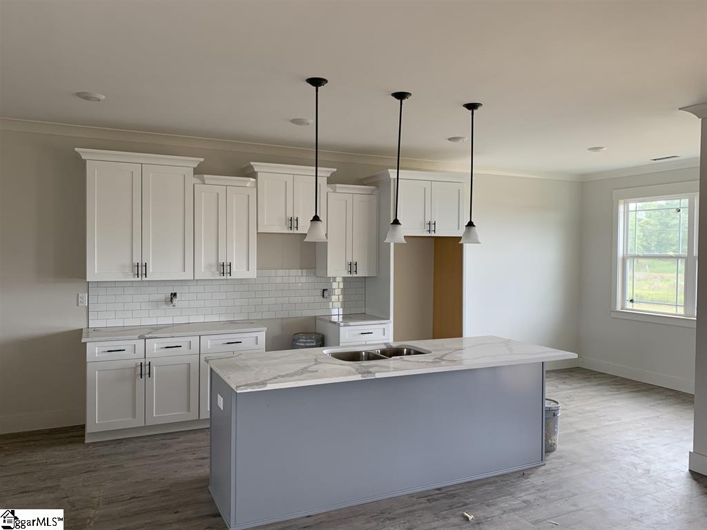 226 Blease Horton Road Boiling Springs, SC 29316 - Photo 3 of 11