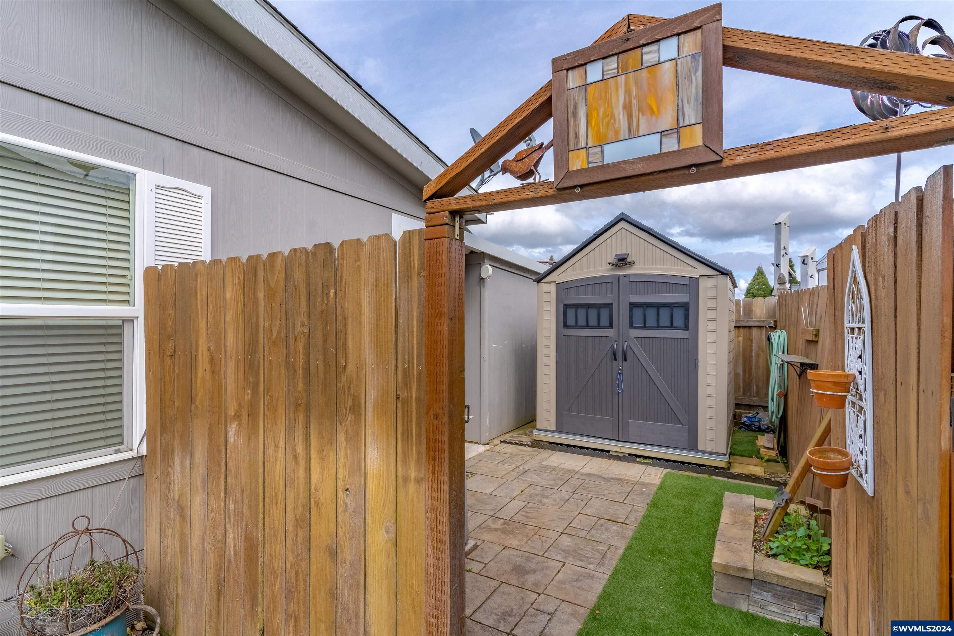 4234 Hazelgreen Road Northeast Salem, OR 97305 - Photo 33 of 35 Gallery Image 33