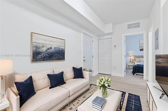 $2,300 | 858 Northwest 3rd Street, Unit 5, Miami, FL 33128