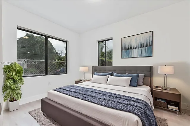 $2,300 | 858 Northwest 3rd Street, Unit 5, Miami, FL 33128