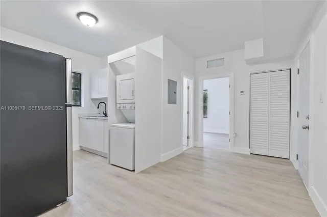 $2,300 | 858 Northwest 3rd Street, Unit 5, Miami, FL 33128