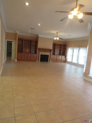 $675,000 | 16010 Peairs Road, Pride, LA 70770