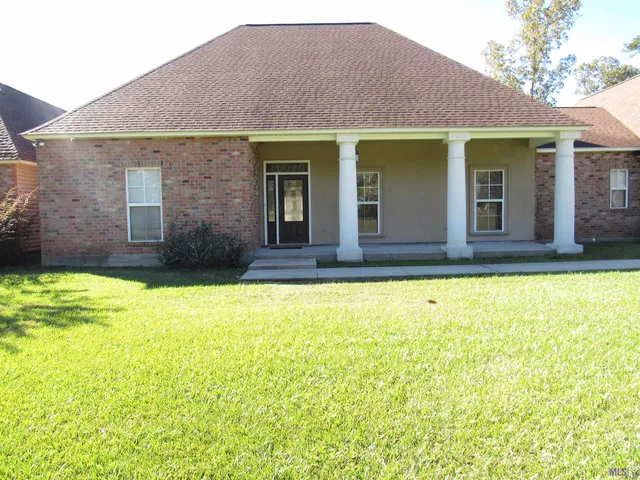 $675,000 | 16010 Peairs Road, Pride, LA 70770