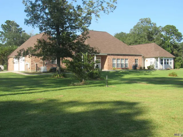 $675,000 | 16010 Peairs Road, Pride, LA 70770