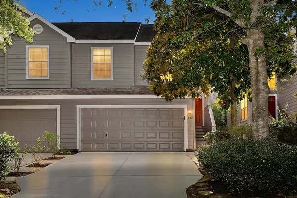 $279,700 | 222 Blushwood Place, The Woodlands, TX 77382