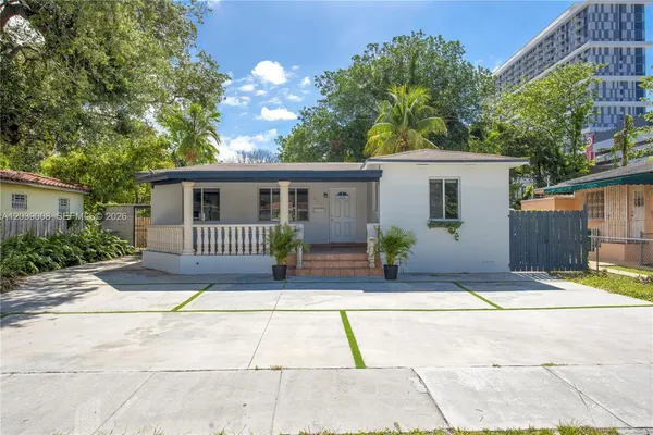 $5,200 | 2721 Southwest 29th Court, Miami, FL 33133