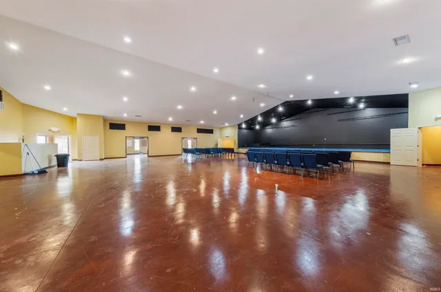 $1,495,000 | 11499 Nobles Chapel Road, Elberfeld, IN 47613