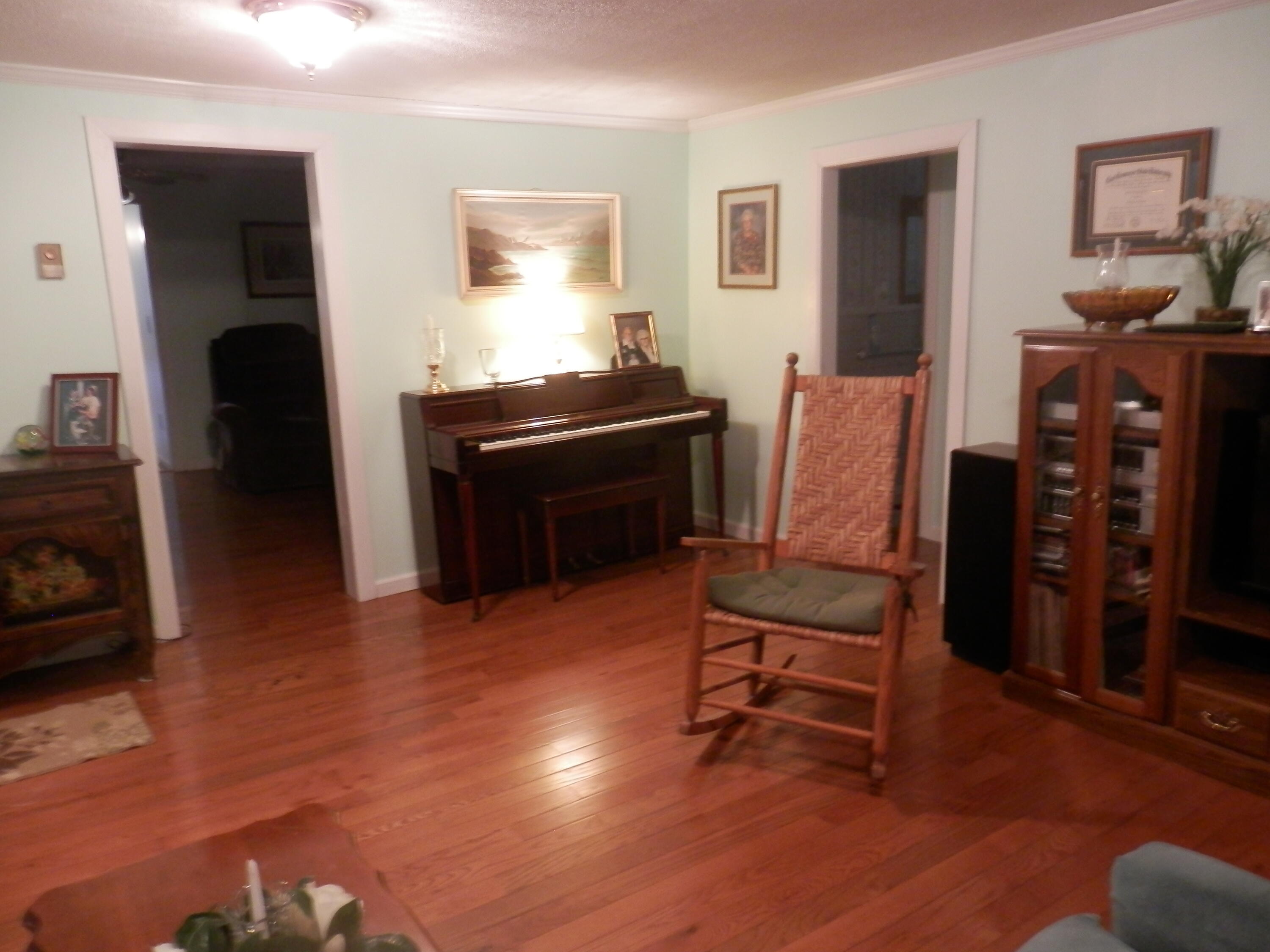 2078 Left Poor Valley Road Pennington Gap, VA 24277 - Photo 16 of 57 P3180735