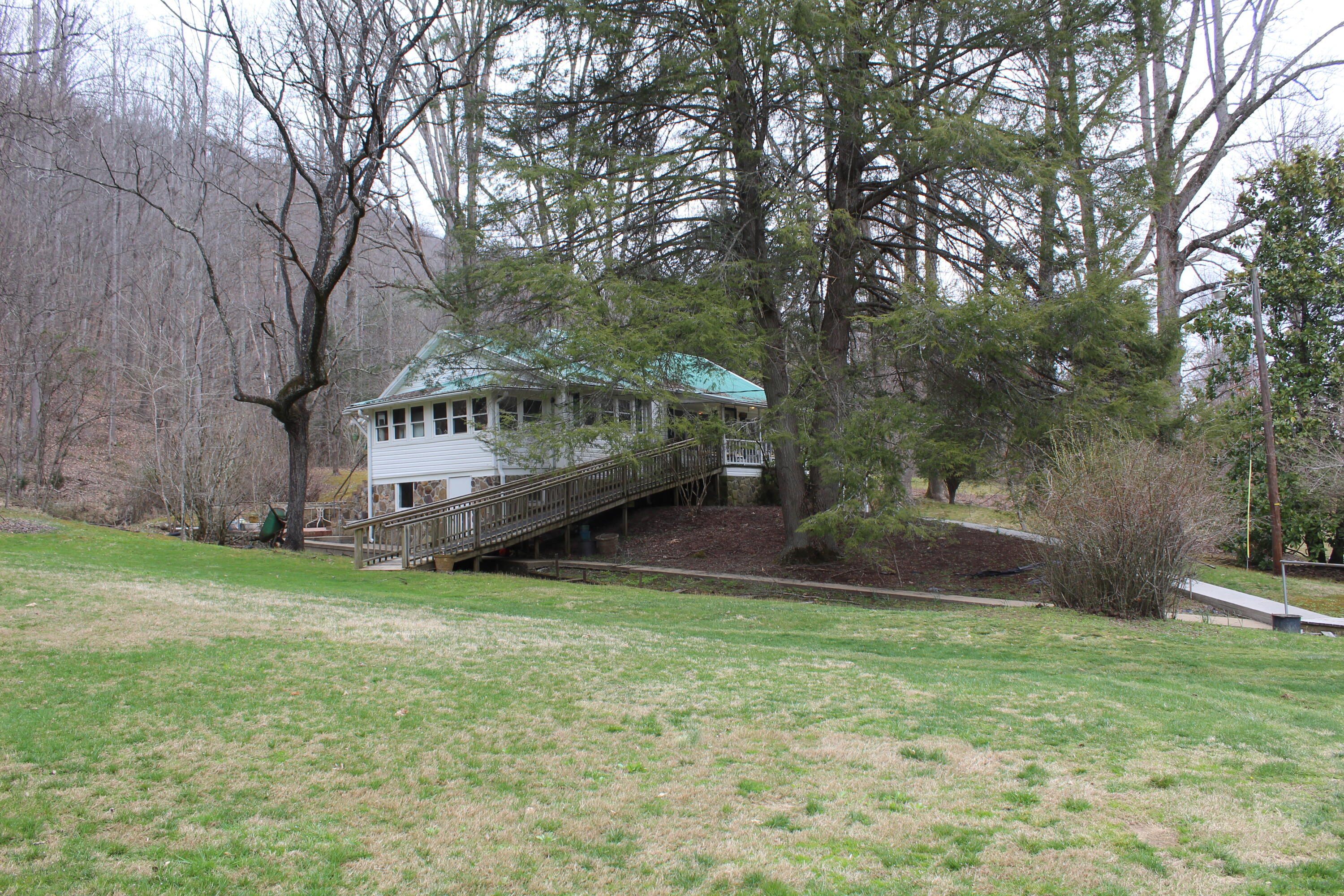2078 Left Poor Valley Road Pennington Gap, VA 24277 - Photo 56 of 57 IMG_1677