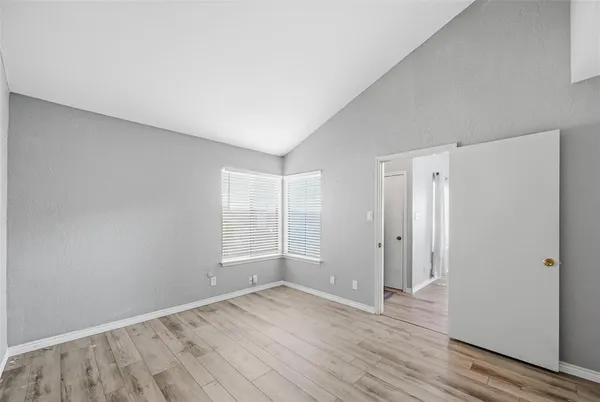 $1,700 | 821 Dublin Drive, Unit 211, Richardson, TX 75080