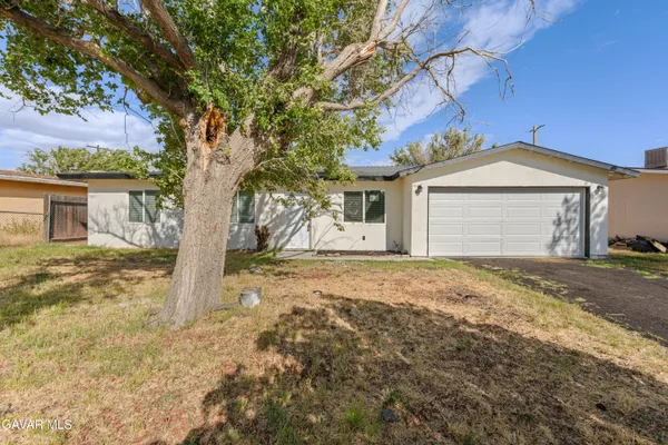 $249,900 | 3248 Gregory Drive, Mojave, CA 93501