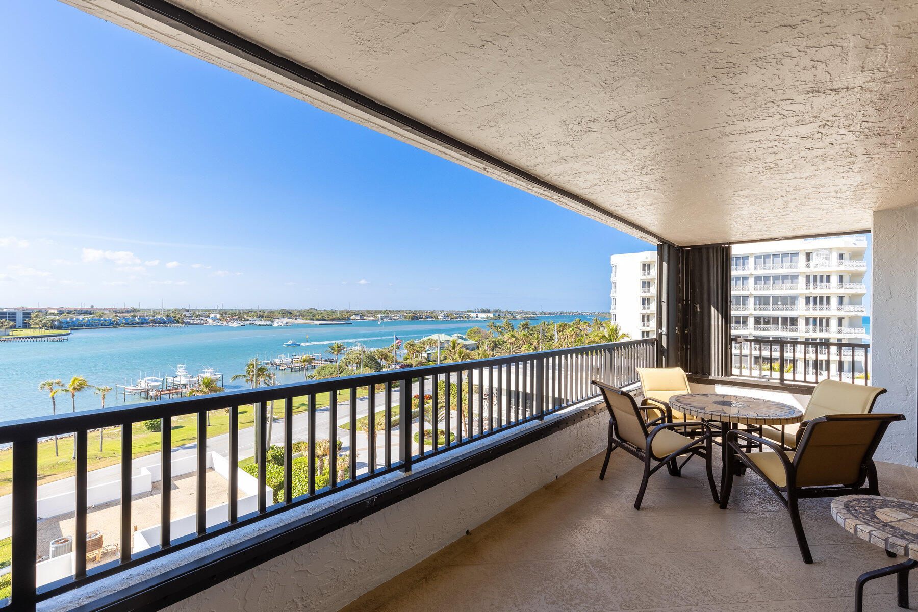 19900 South Beach Road, Unit 701 Jupiter, FL 33469 - Photo 21 of 66 016_00011x_516