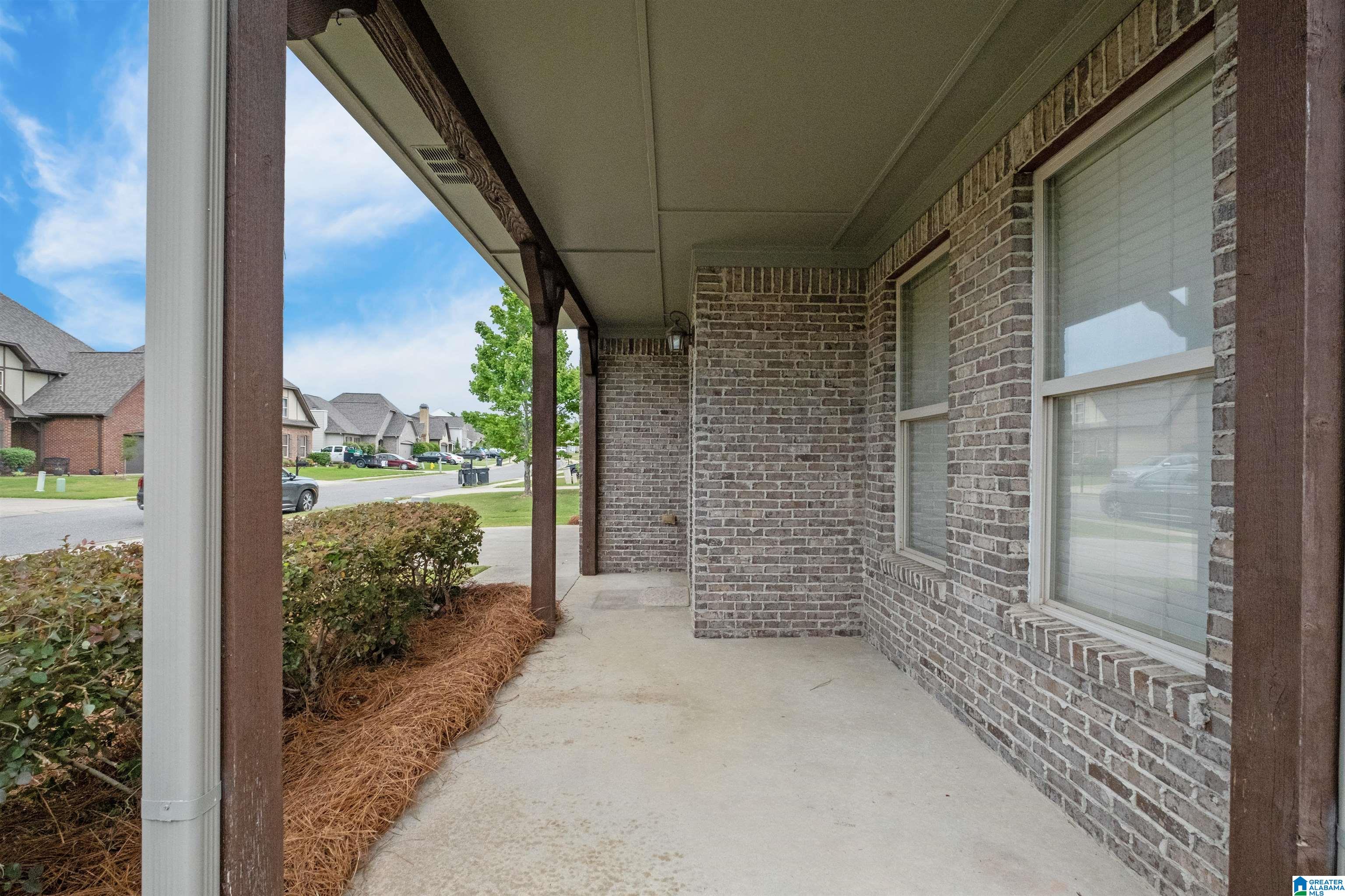 1036 Riviera Drive Calera, AL 35040 - Photo 5 of 42